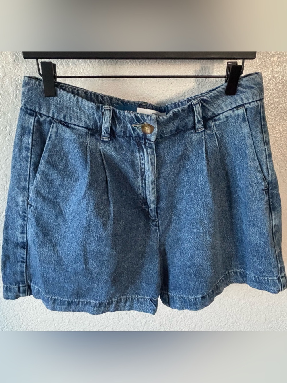 Old Navy Light Blue Denim Pleated Shorts